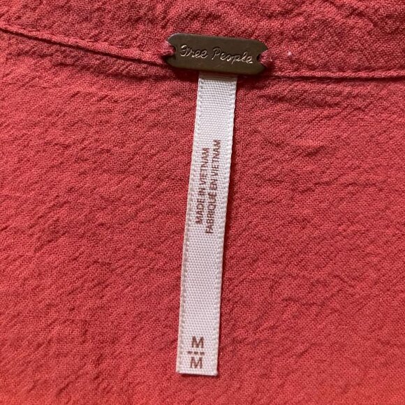 Free People Coral Love Her Madly Oversized Textured Button Up Tunic Top Medium - Picture 3 of 5